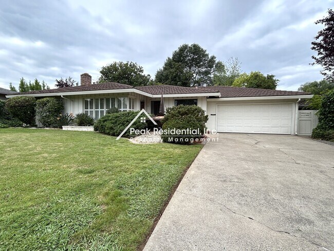 Building Photo - Charming 3 bedroom 2 bathroom House!