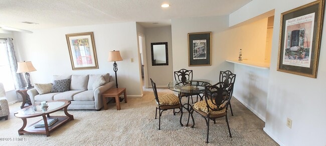 Building Photo - 1231 Ladys Island Dr