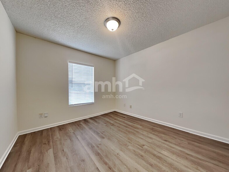 Building Photo - 2737 Taylor Hill Dr