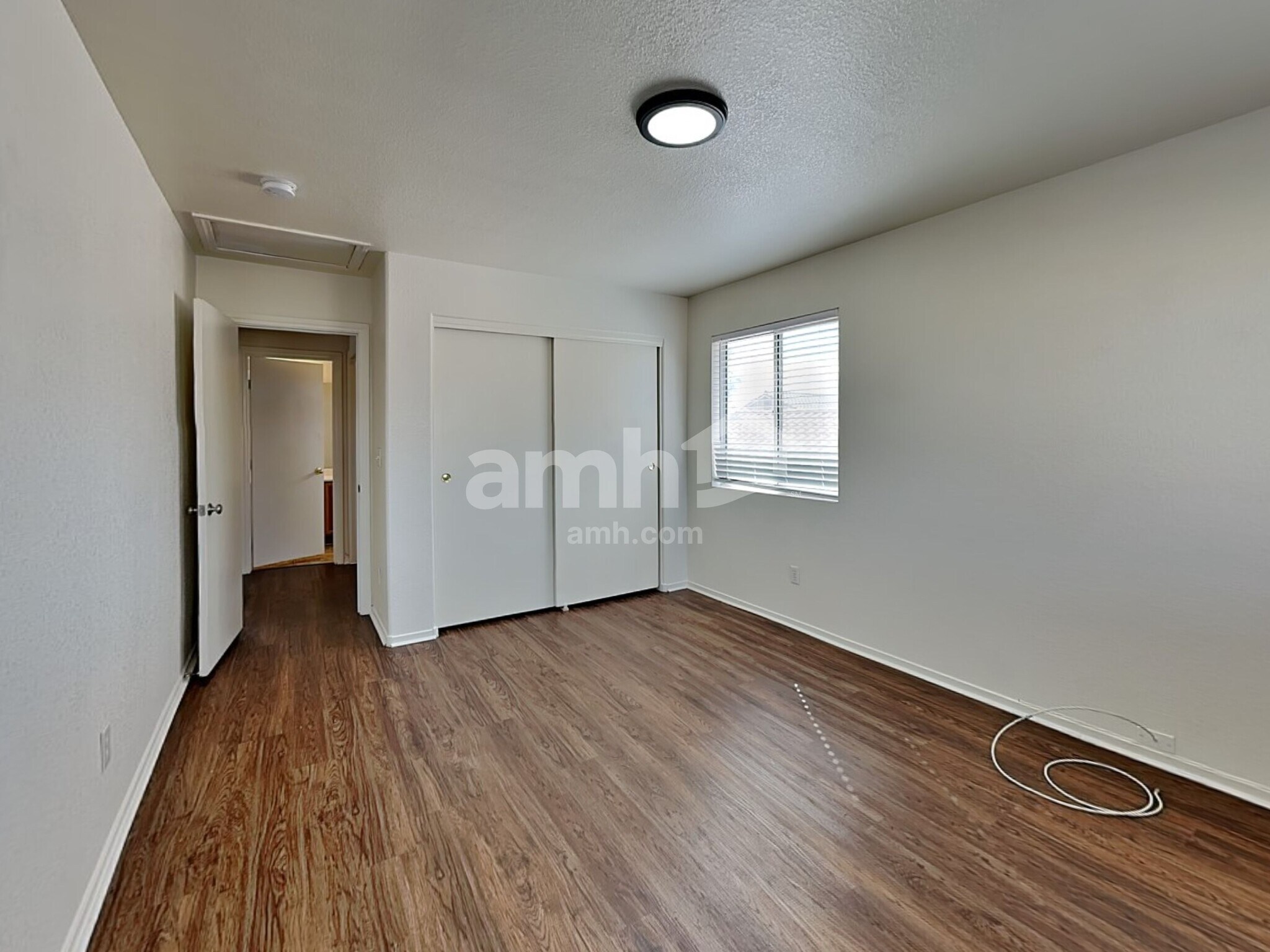 Building Photo - 6016 Soft Springs Ave