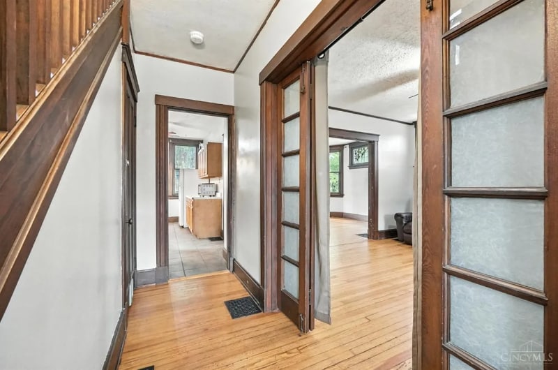 Building Photo - 348 Volkert St