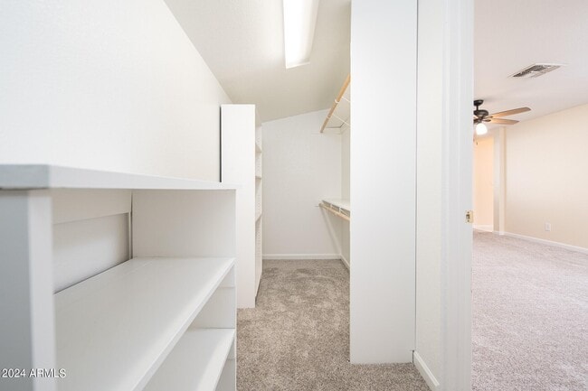 Building Photo - 6610 W McKinley St