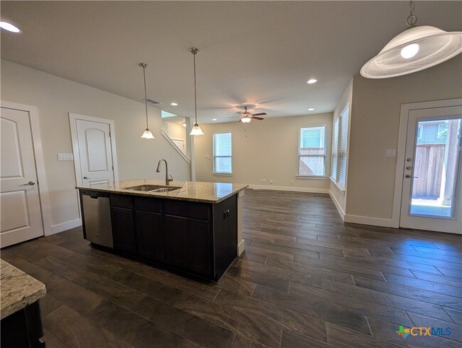 Building Photo - 737 Milestone Pk