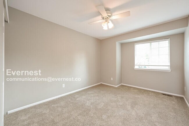Building Photo - 16241 Bluebonnet Dr