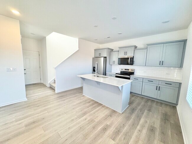 Building Photo - 136 Cougar Ln