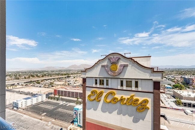Building Photo - 150 S Las Vegas Blvd