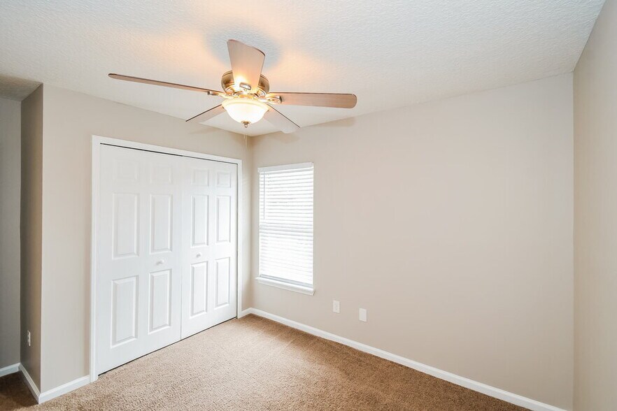 Building Photo - 12363 Guava Ct