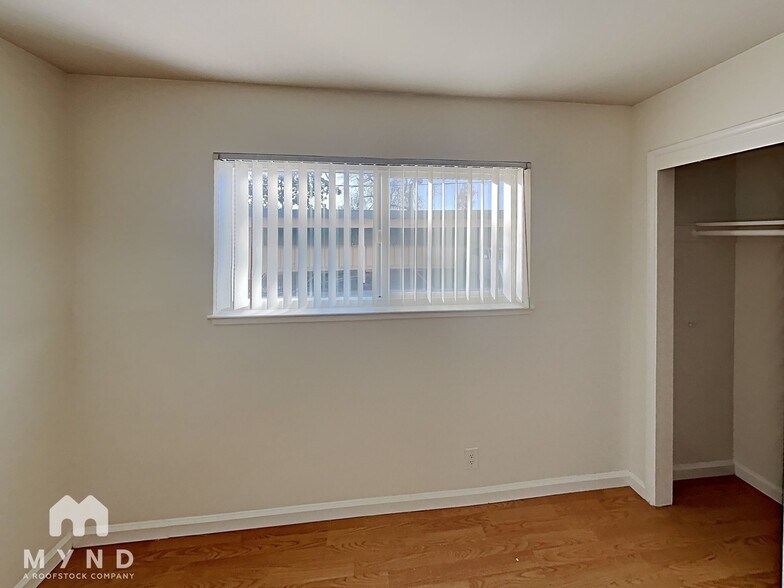 Building Photo - 2376 Sutter Ave
