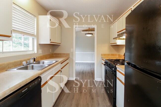 Building Photo - Adorable 3BR, 2BA Home in High Point!