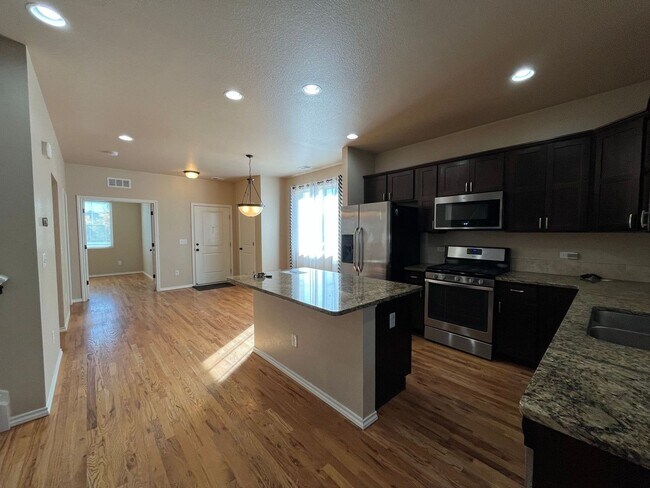 Building Photo - Wonderful Home in North Fort Collins