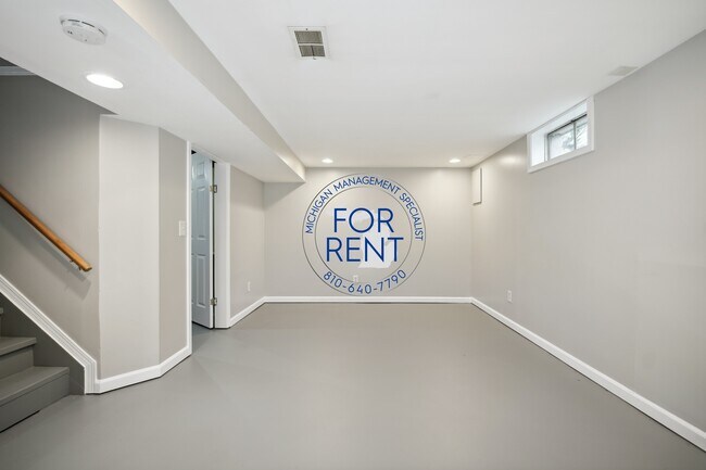 Building Photo - 3717 Larchmont St