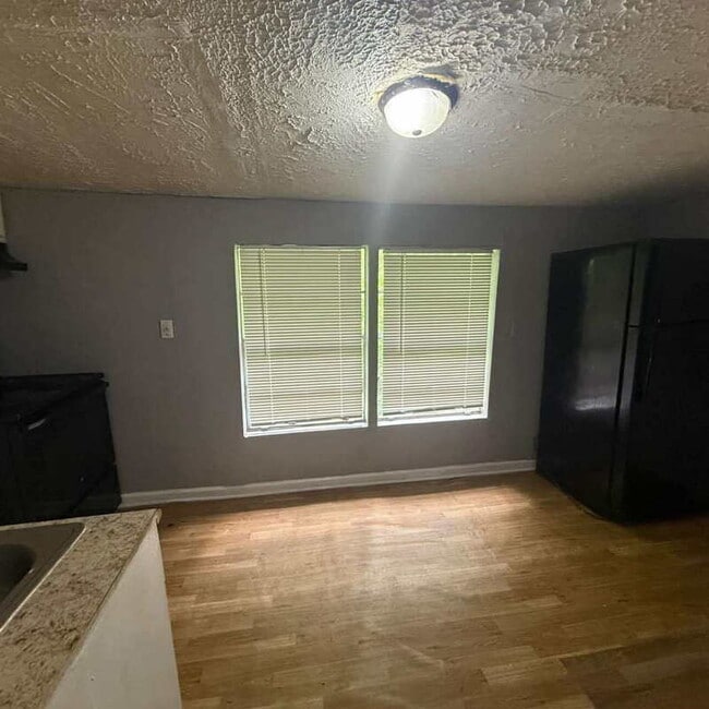 Building Photo - 3175 Washington Rd