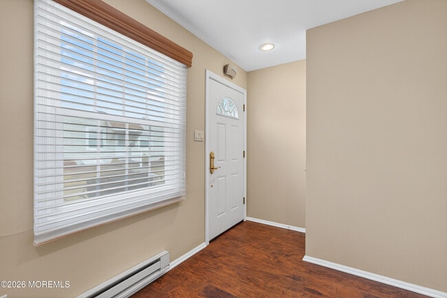 Building Photo - 69 William And Mary Sq