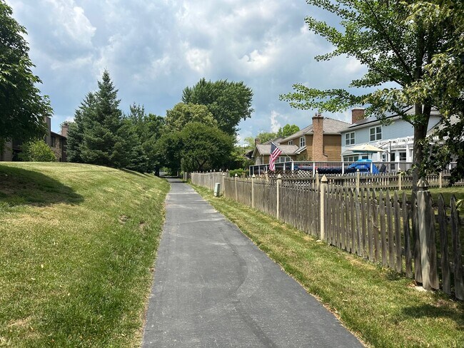 Building Photo - 6096 Angel Ln