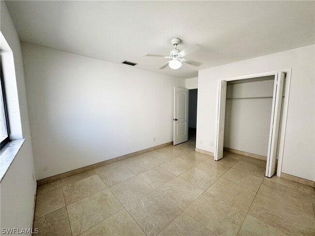 Building Photo - 630 105th Ave N