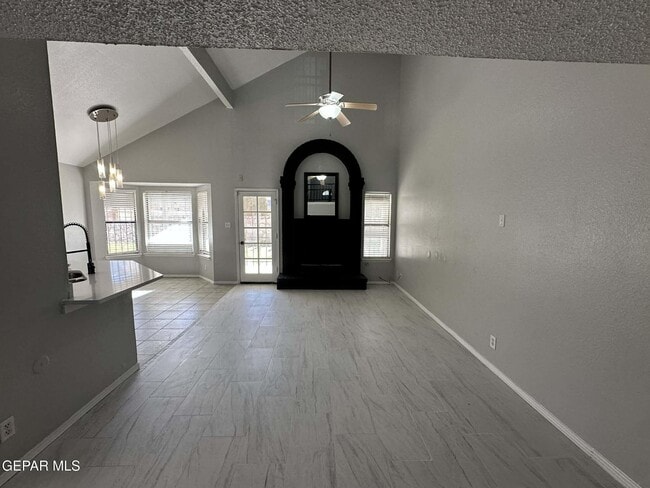 Building Photo - 11364 Crater Lake Ave