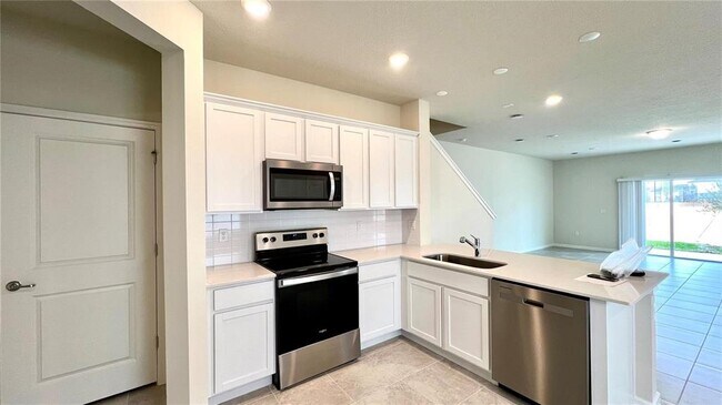 Building Photo - 2855 Stunning Ave