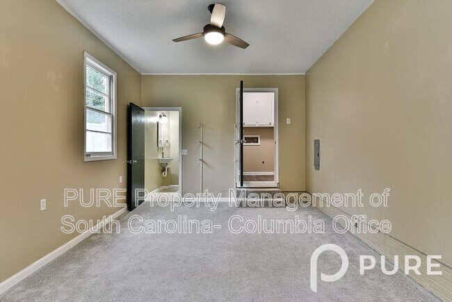 Building Photo - 308 Southampton Dr