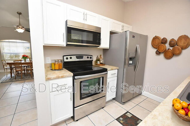 Building Photo - 1723 Pilchard Dr