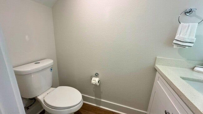 Building Photo - 835E Dorchester St