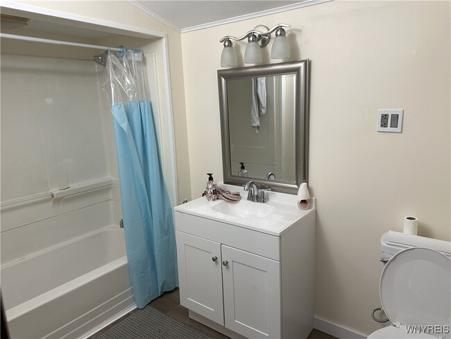 Building Photo - 801 West Ave