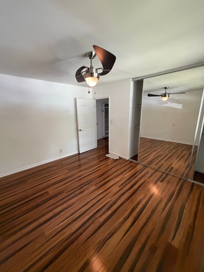 Building Photo - 5842 Bowcroft St