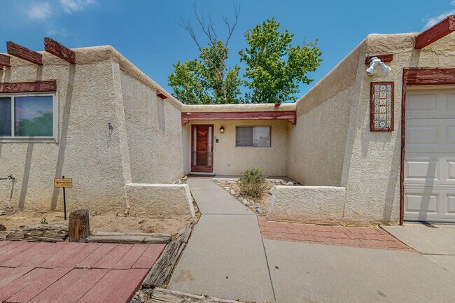 Building Photo - 7309 Coulson Dr NE