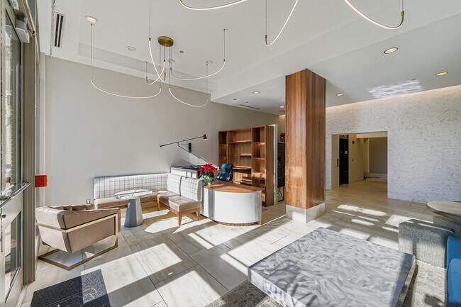 Building Photo - 675 President St