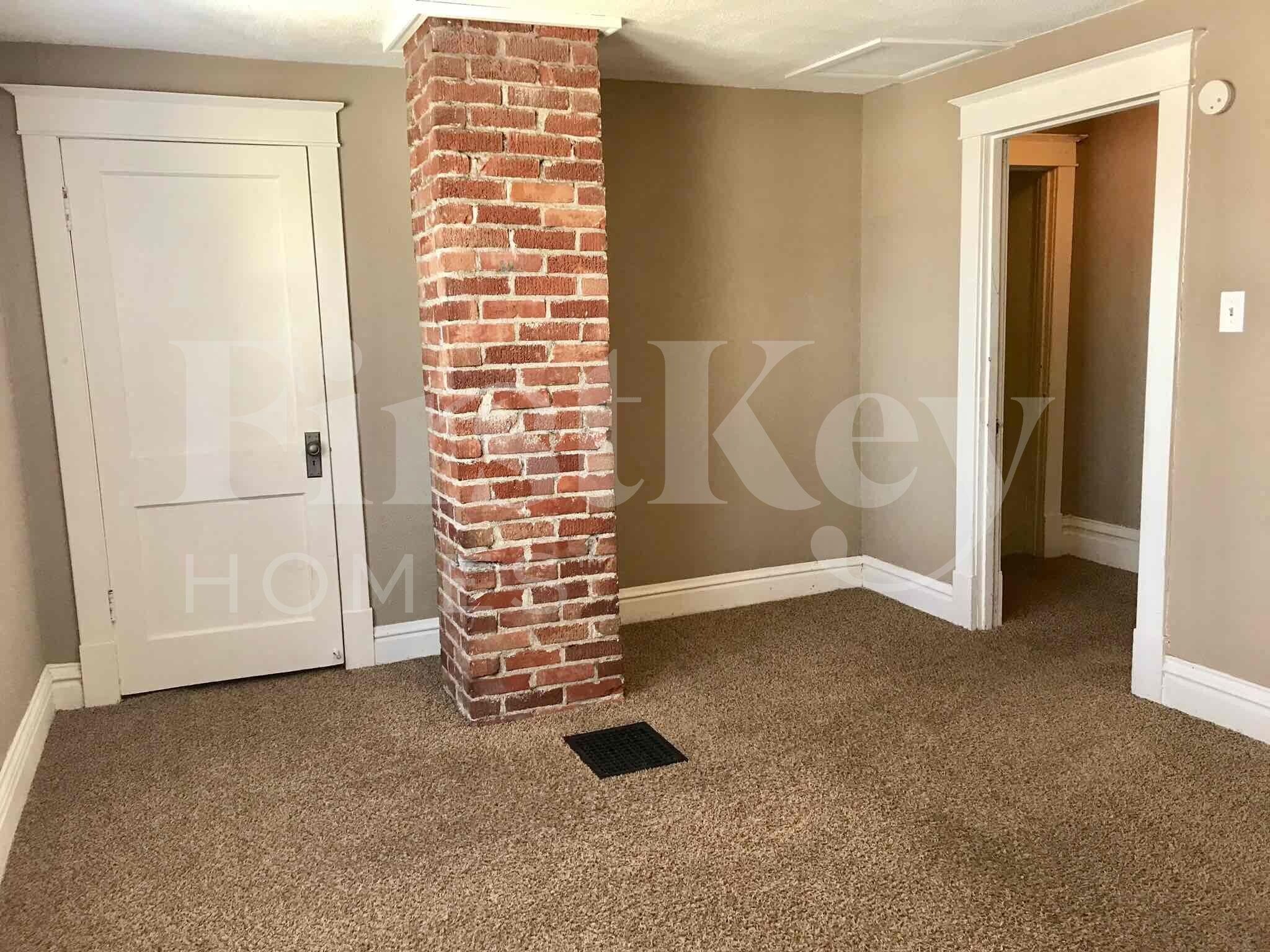 Building Photo - 2112 Lexa Dr