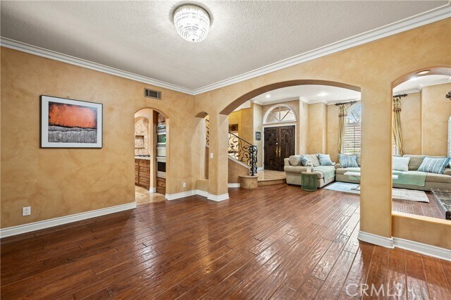 Building Photo - 25 Vía Terracaleta