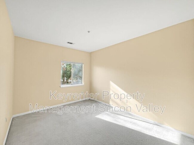 Building Photo - 603 Morningstar