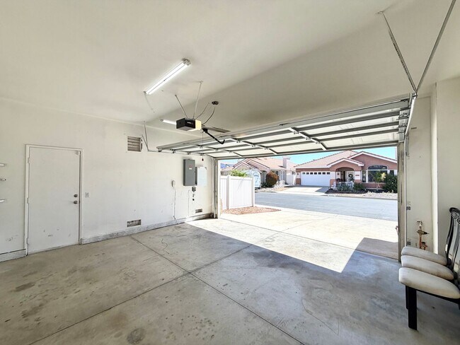Building Photo - Beautiful 55+ Community 2 Bedroom + Den Home with INCLUDED Solar & Premium Amenities