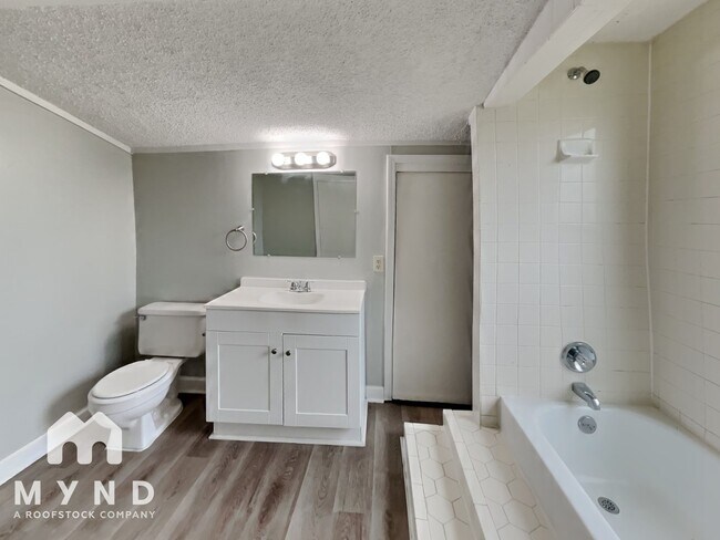 Building Photo - 7071 Atherton Cove