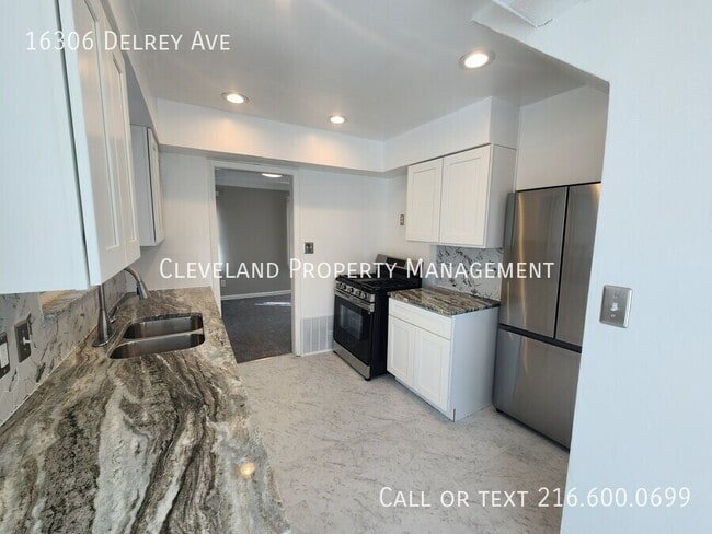 Building Photo - 16306 Delrey Ave