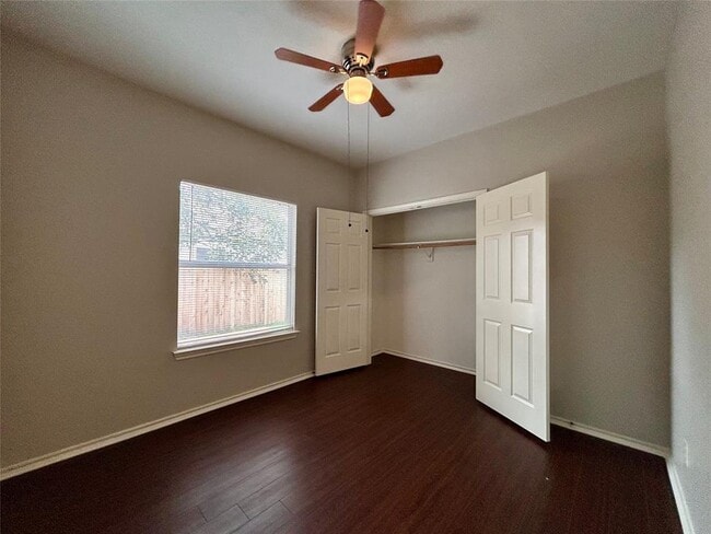 Building Photo - 12303 Abney Dr