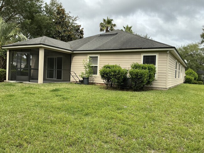 Building Photo - 13684 Chipperfield Ln