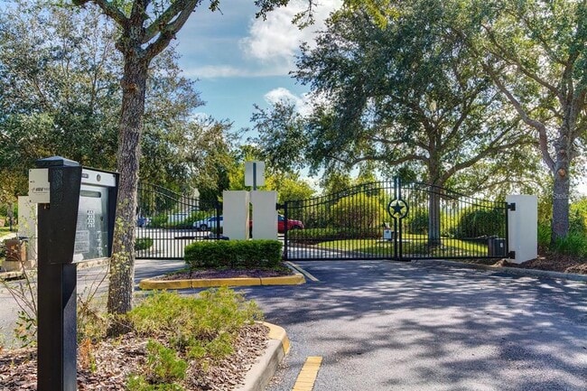 Building Photo - 15706 Stable Run Dr