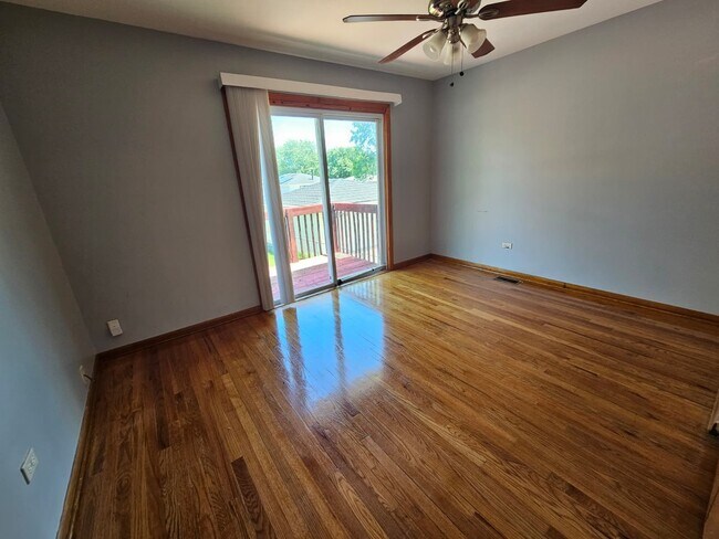 Building Photo - 18019 Ravisloe Terrace