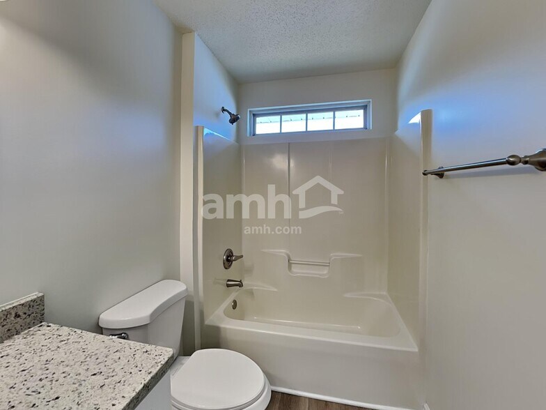 Building Photo - 12619 Waterfall Pl