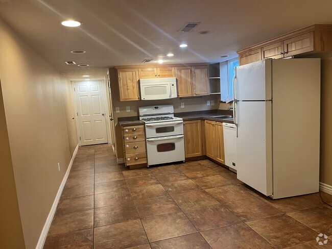 Kitchen - 9193 S Saxby Pl