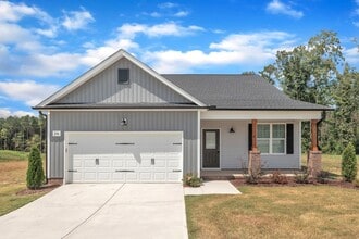 Building Photo - **Beautiful New Construction Home in Zebulon**