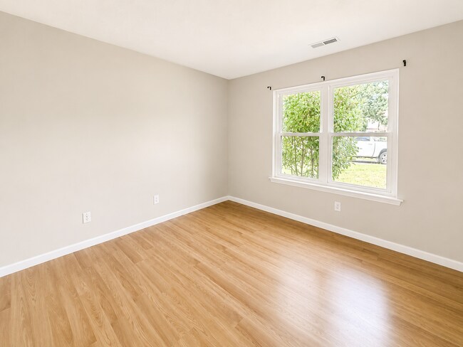 Building Photo - 5533 Society Ct