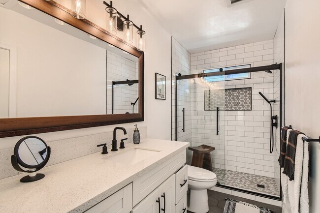 Building Photo - Vintage and Efficient 2 Bedroom Craftsman in North Park