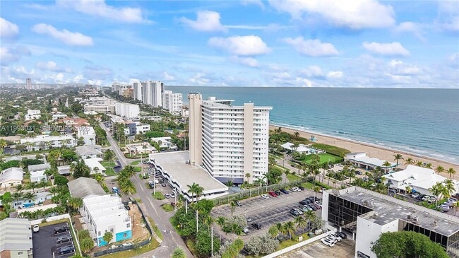 Building Photo - 333 NE 21st Ave