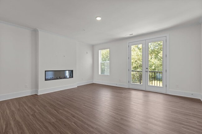 Building Photo - Gorgeous New Construction!  Updated Kitche...