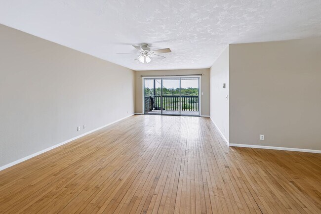 Building Photo - 4980 W 4000 N