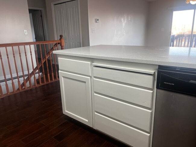 Building Photo - Beautiful Home in West Valley