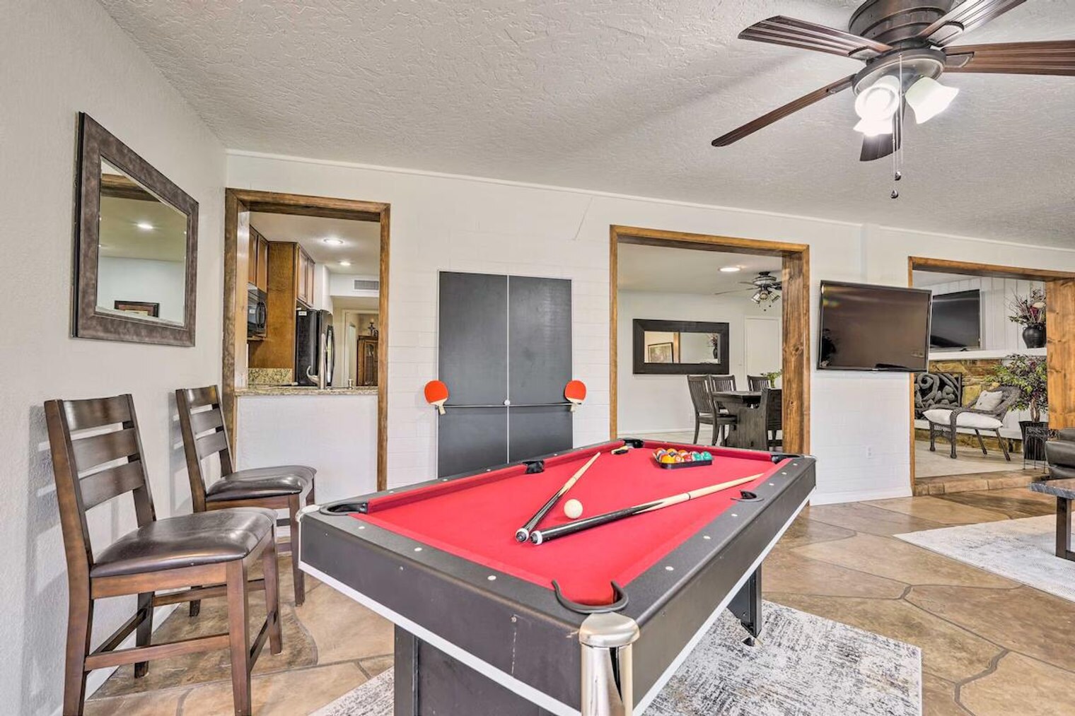 Building Photo - 8407 E Angus Dr