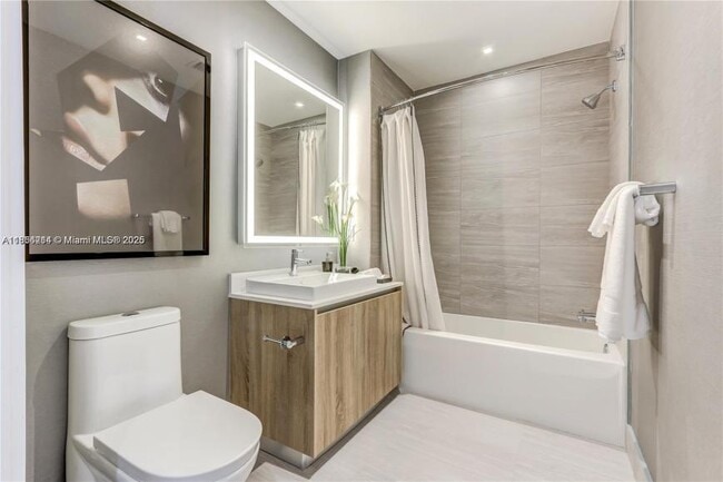 Building Photo - 2 bedroom in Aventura FL 33180
