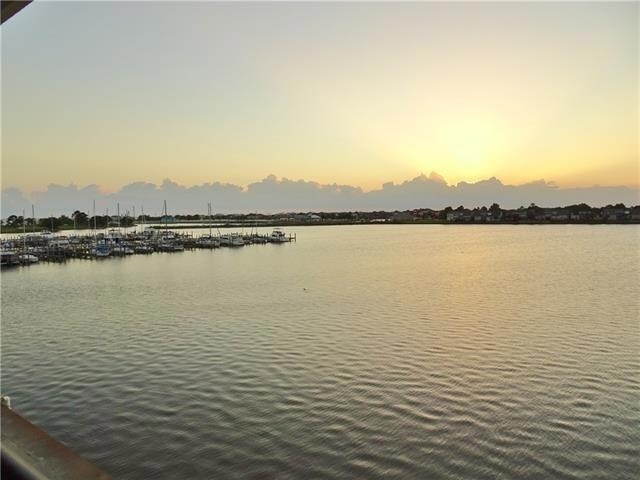 Building Photo - 1580 Harbor Dr